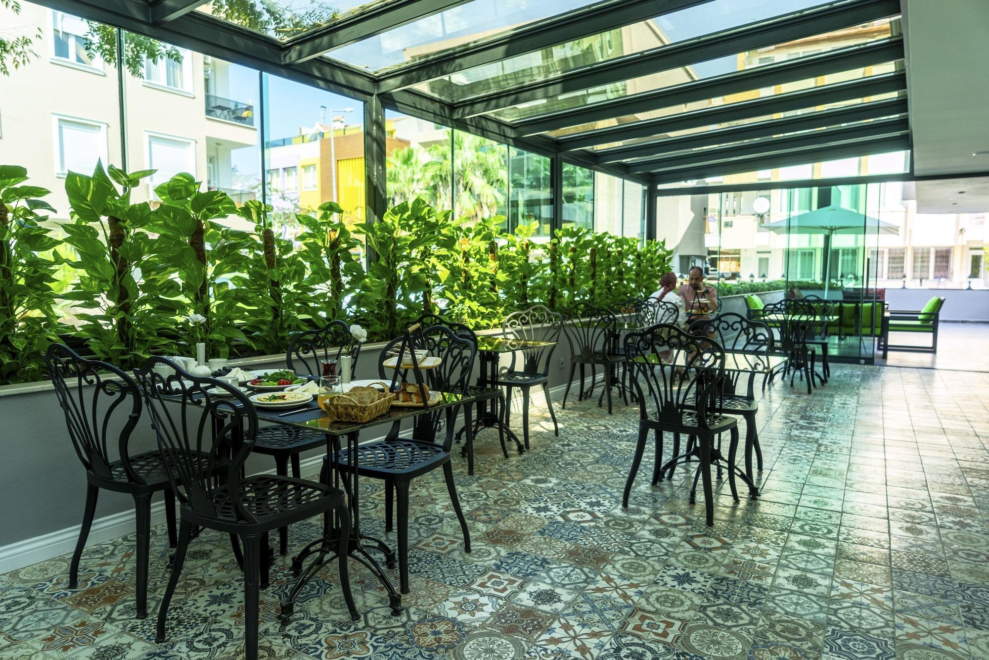 The Mori Club Hotel Antalya Exterior photo